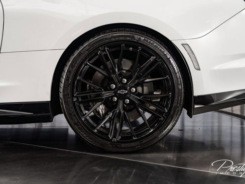 Used 2022 Chevrolet Camaro ZL1 image 16