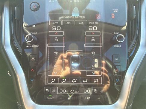 Used 2025 Subaru Outback Touring XT image 19