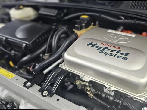 Used 2002 Toyota Prius FWD image 3