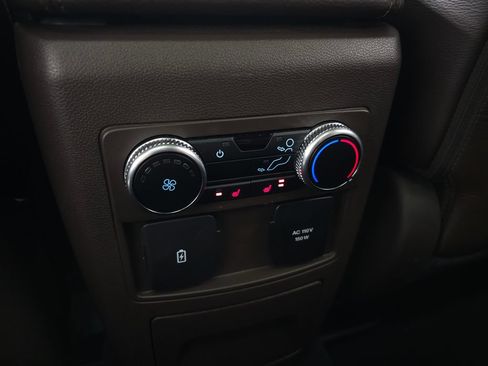 Used 2023 Ford Explorer King Ranch w/ Technology Package AWD/4WD image 36