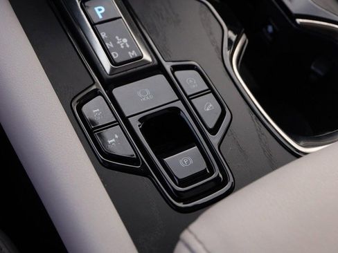 Used 2016 Ford F150 XLT w/ XTR Package image 34