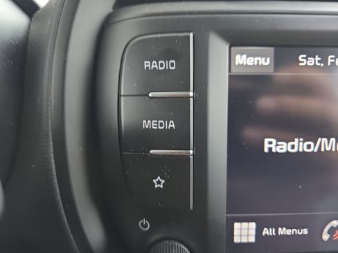 Certified 2025 Kia Soul LX w/ LX Technology Package image 14