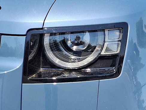 Certified 2025 Land Rover Defender 110 S AWD/4WD image 9