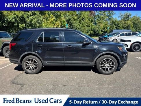 Used 2019 Ford Explorer Sport AWD/4WD image 2