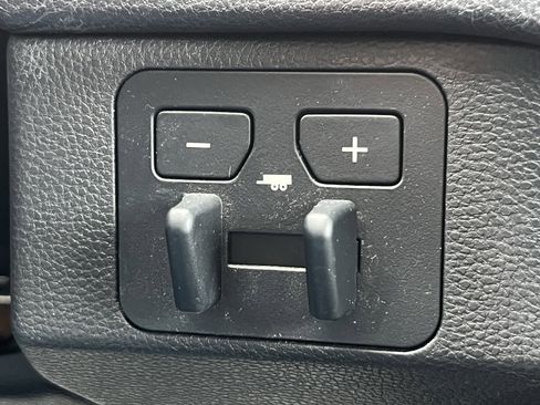 Used 2023 Toyota Tundra SR5 image 35