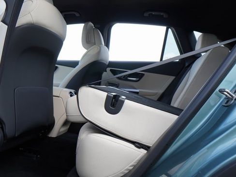 New 2026 Mercedes-Benz GLC 300 4MATIC image 31