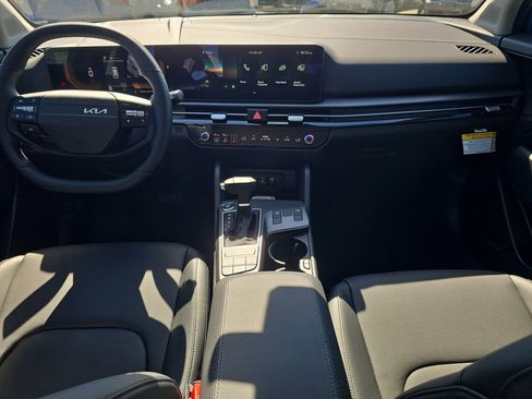 New 2026 Kia Sportage EX image 13