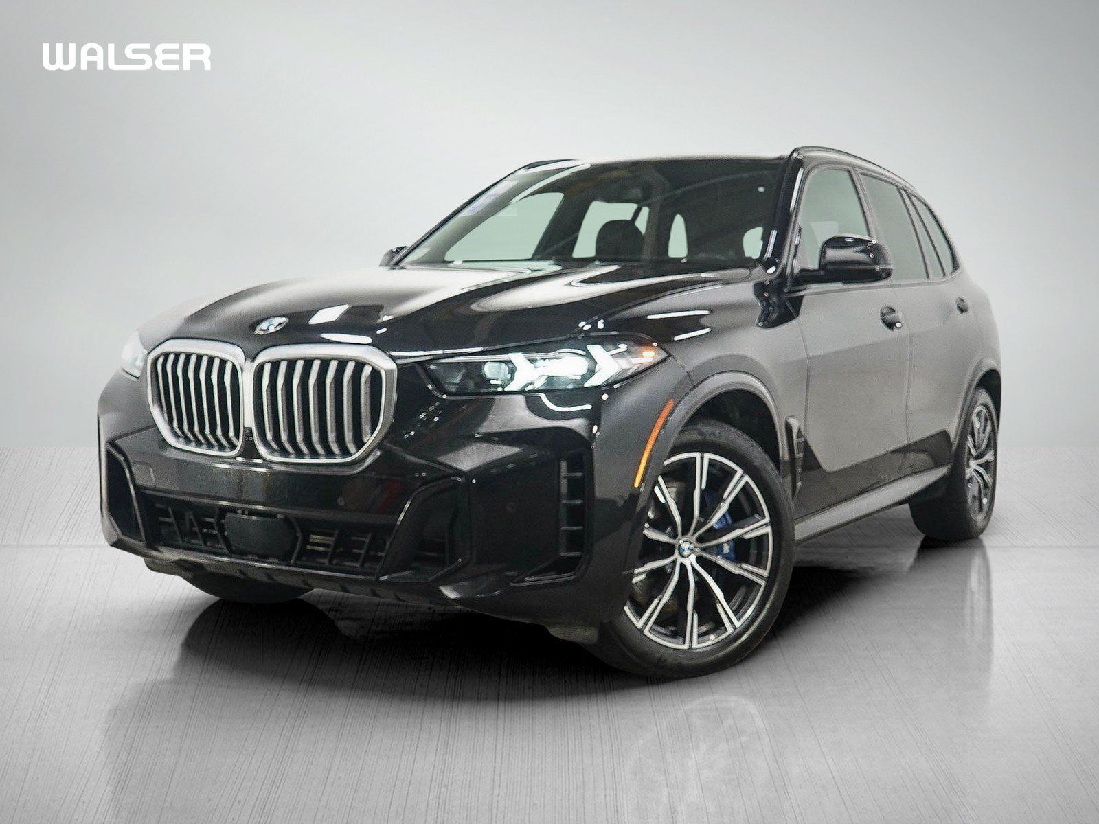 Used 2024 BMW X5 xDrive40i AWD/4WD image 1