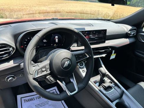 Used 2023 Dodge Hornet GT w/ GT Blacktop Package image 9