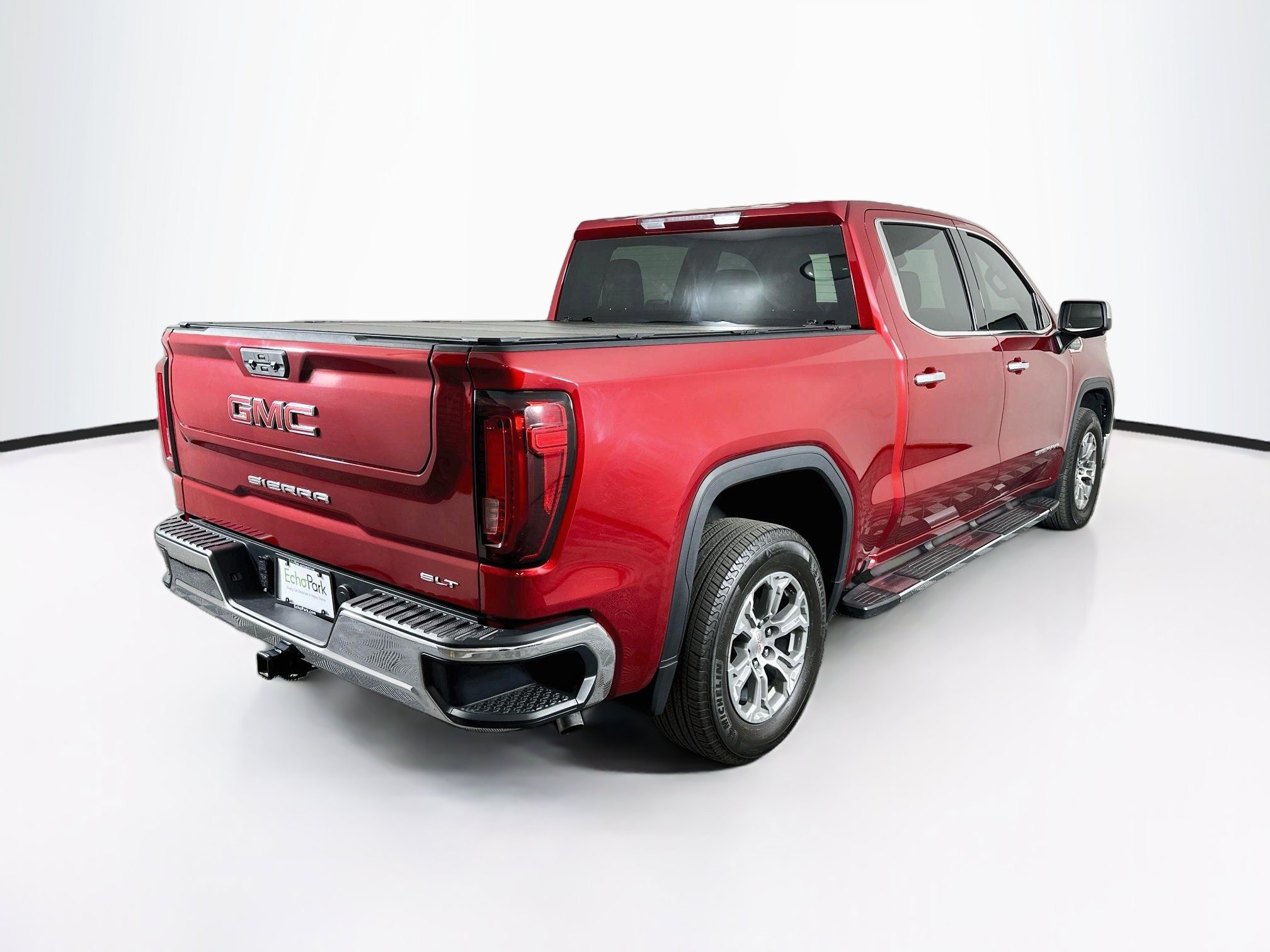 Used 2024 GMC Sierra 1500 SLT RWD image 9