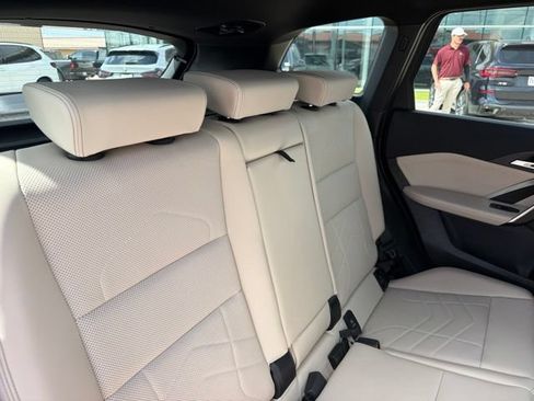 Used 2023 BMW X1 xDrive28i w/ Convenience Package AWD/4WD image 17