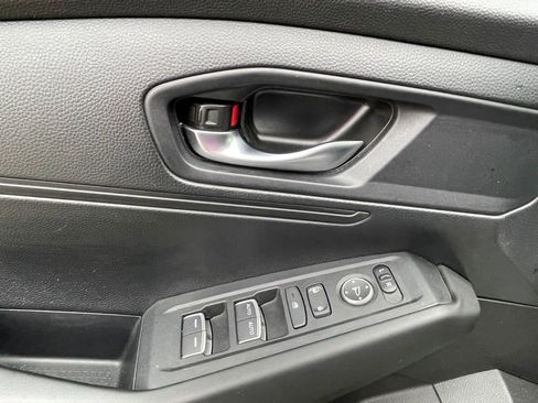 Used 2024 Honda Accord LX image 11