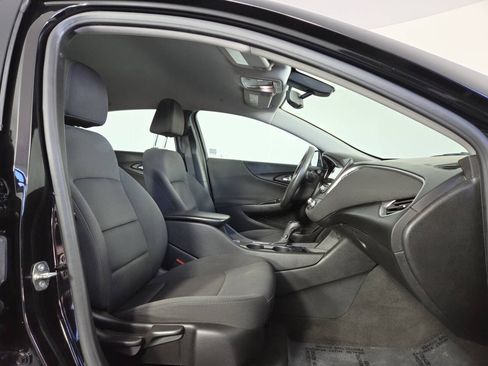 Used 2020 Chevrolet Malibu LS FWD image 31