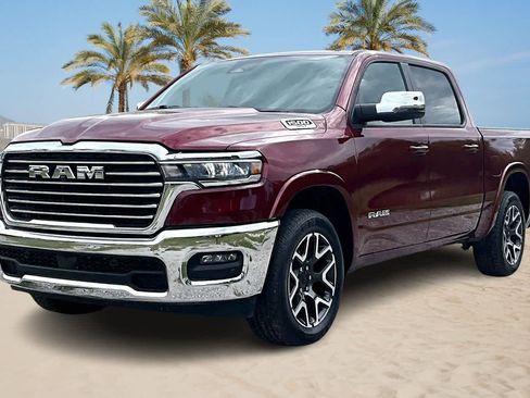 Used 2025 RAM 1500 Laramie AWD/4WD image 1