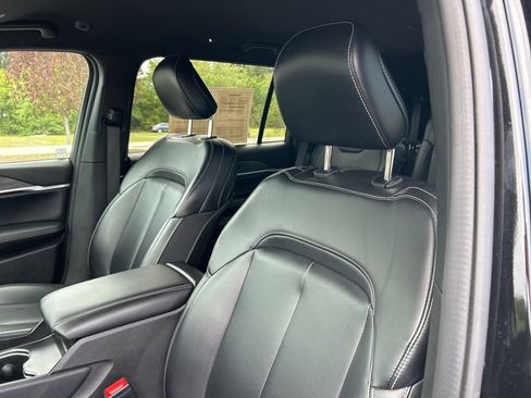 Used 2024 Jeep Grand Cherokee L Limited RWD image 21