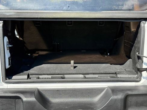 Used 2018 Jeep Wrangler Unlimited Sport S image 38