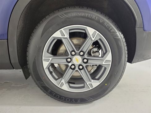 Used 2023 Chevrolet Blazer LT w/ Convenience Package image 9