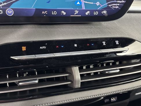 New 2026 Buick Enclave Preferred w/ Power Package image 32