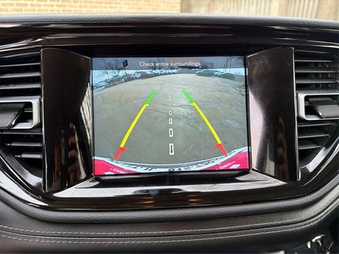 Used 2022 Dodge Durango SXT image 23