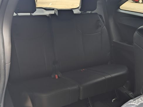 Used 2023 Toyota Sienna XSE AWD/4WD image 22