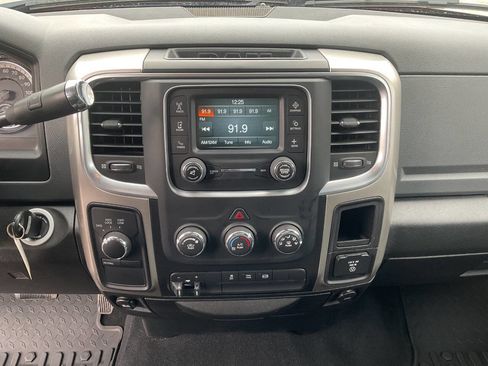 Used 2018 RAM 3500 SLT image 22