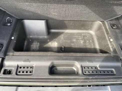 Used 2024 Jeep Wrangler Unlimited AWD/4WD image 9