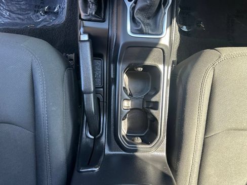 Used 2020 Jeep Wrangler Unlimited Sport AWD/4WD image 8