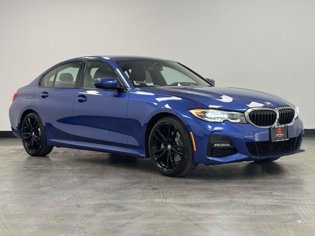 Used 2020 BMW 330i xDrive Sedan w/ M Sport Package AWD/4WD image 6
