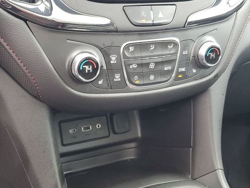 Certified 2024 Chevrolet Equinox RS w/ LPO, Floor Liner Package FWD image 19