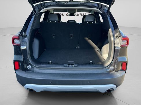 Used 2023 Ford Escape Platinum image 21