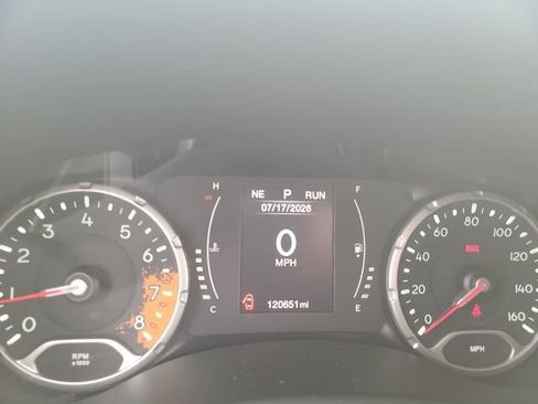 Used 2016 Jeep Renegade 75th Anniversary AWD/4WD image 2