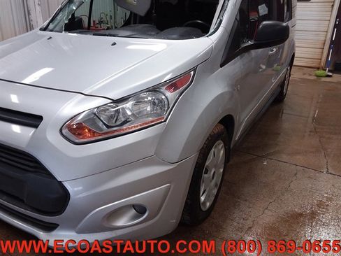 Used 2018 Ford Transit Connect XLT image 17