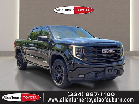 Used 2022 GMC Sierra 1500 Elevation w/ LPO, Elevation Black Package AWD/4WD image 1