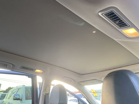 Used 2019 Subaru Ascent Limited AWD/4WD image 24