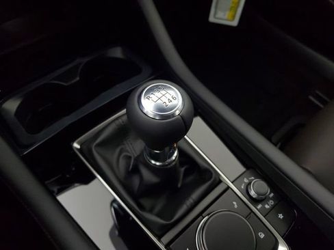 New 2026 MAZDA MAZDA3 2.5 S Hatchback w/ Premium Pkg FWD image 31