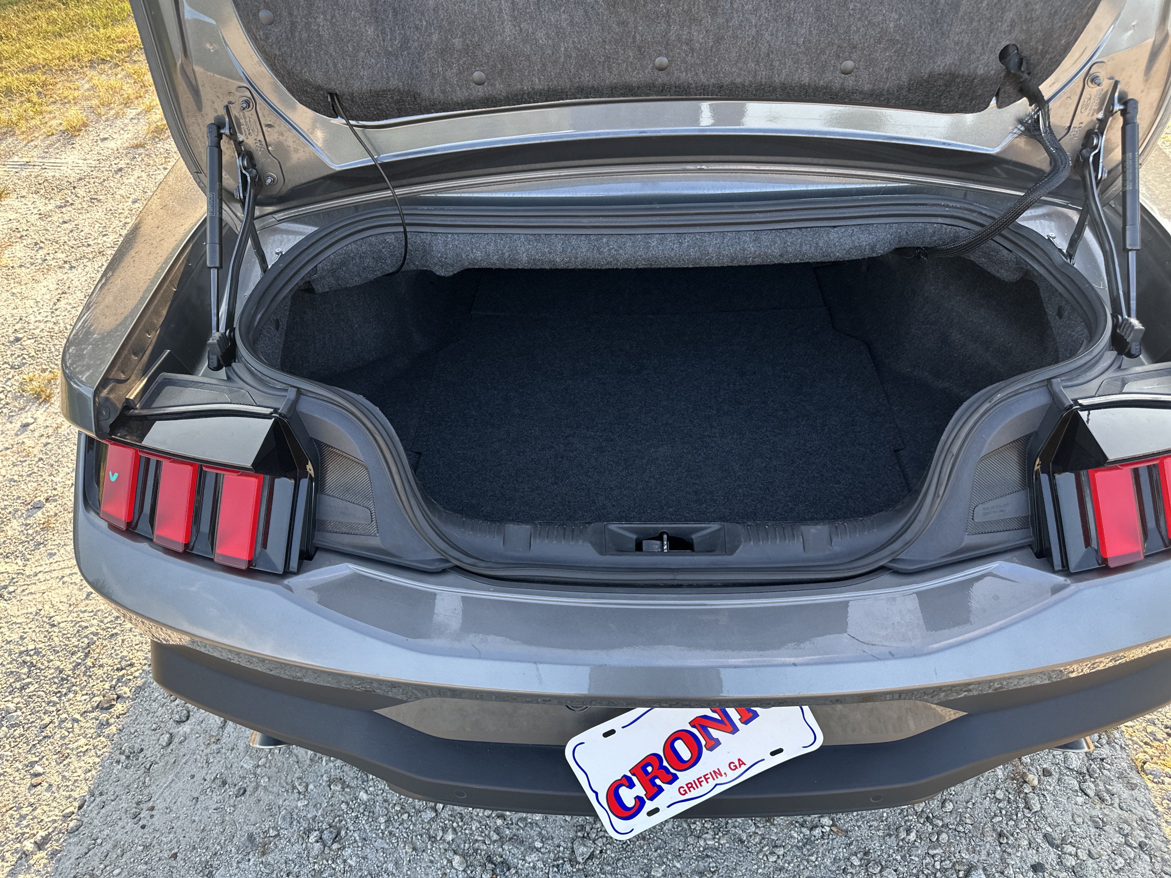 Used 2025 Ford Mustang Premium RWD image 16