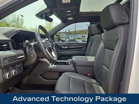 Used 2024 GMC Yukon Denali w/ Denali Reserve Package AWD/4WD image 2