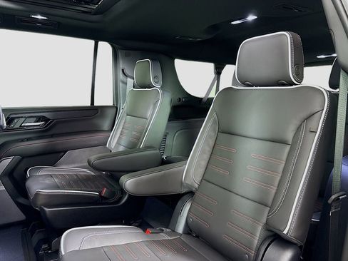 New 2026 GMC Yukon XL AT4 Ultimate AWD/4WD image 25