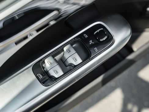 New 2026 Mercedes-Benz C 300 4MATIC Sedan image 37