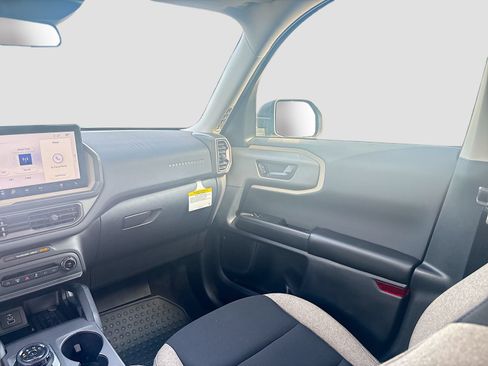 Used 2025 Ford Bronco Sport Big Bend AWD/4WD image 23