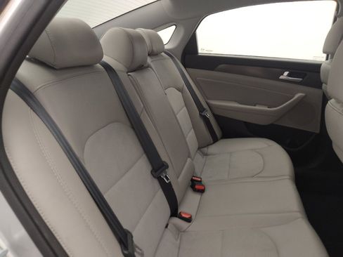 Used 2015 Hyundai Sonata Sport w/ Option Group 03 FWD image 19