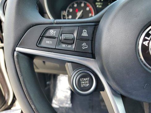 Used 2018 Alfa Romeo Stelvio Ti AWD/4WD image 22