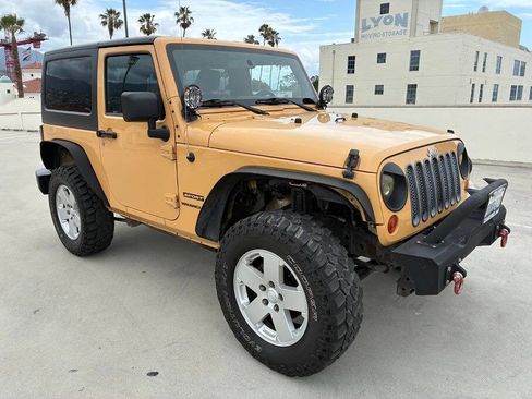 Used 2013 Jeep Wrangler Sport AWD/4WD image 14