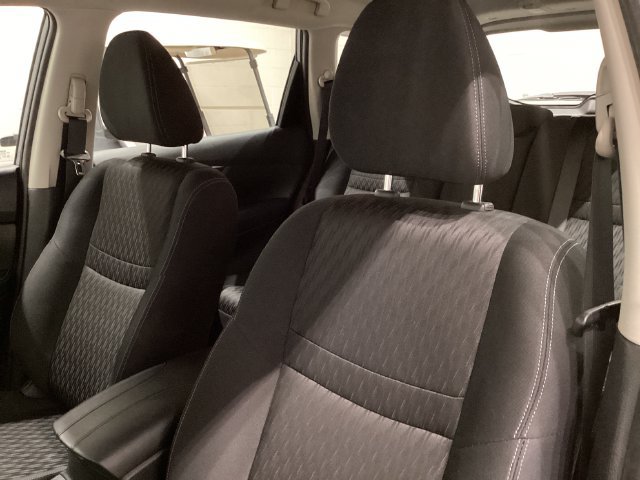 Used 2020 Nissan Rogue S FWD image 15