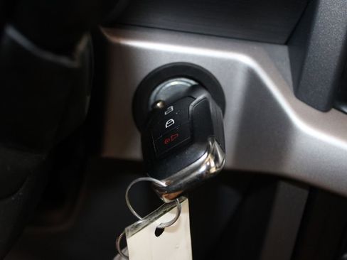 Used 2023 Ford F150 XLT w/ XTR Package image 39