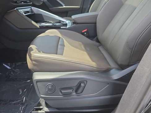 Certified 2025 Audi Q5 Premium Plus w/ Premium Plus AWD/4WD image 24