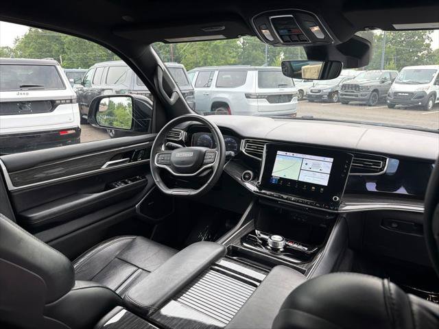 Certified 2022 Jeep Wagoneer Series II w/ Premium Group I AWD/4WD image 12