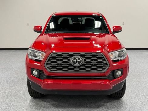 Used 2023 Toyota Tacoma TRD Sport w/ Advanced Technology Package AWD/4WD image 3
