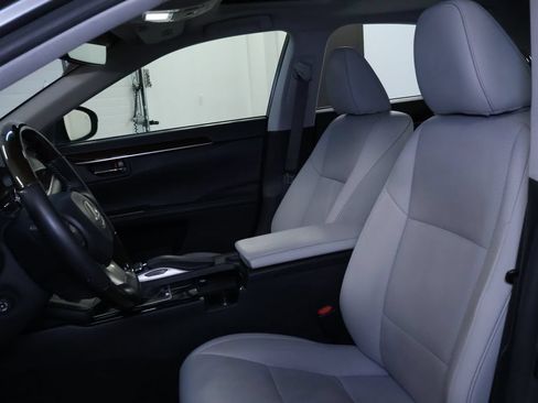 Used 2016 Lexus ES 350 w/ Navigation System Package FWD image 14