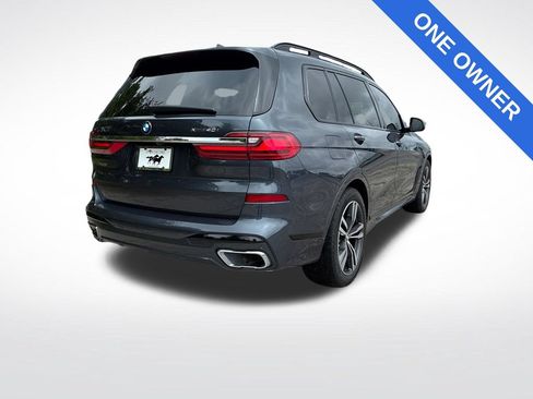 Used 2022 BMW X7 xDrive40i w/ M Sport Package AWD/4WD image 3